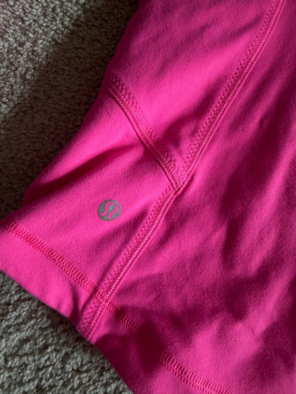 Pink lululemon jacket - Picture 4 of 5
